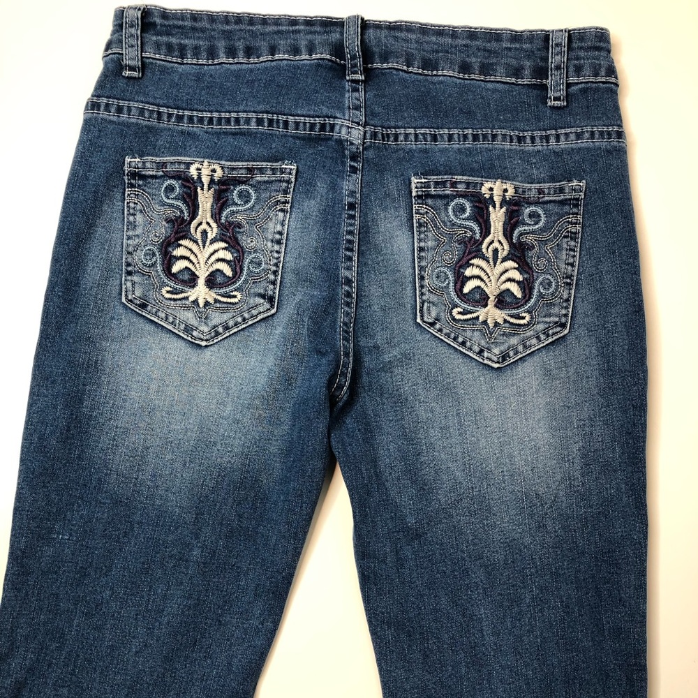 Blue Wash Low Rise Floral Embroidery Bootcut SHEIN Jeans Small US 4